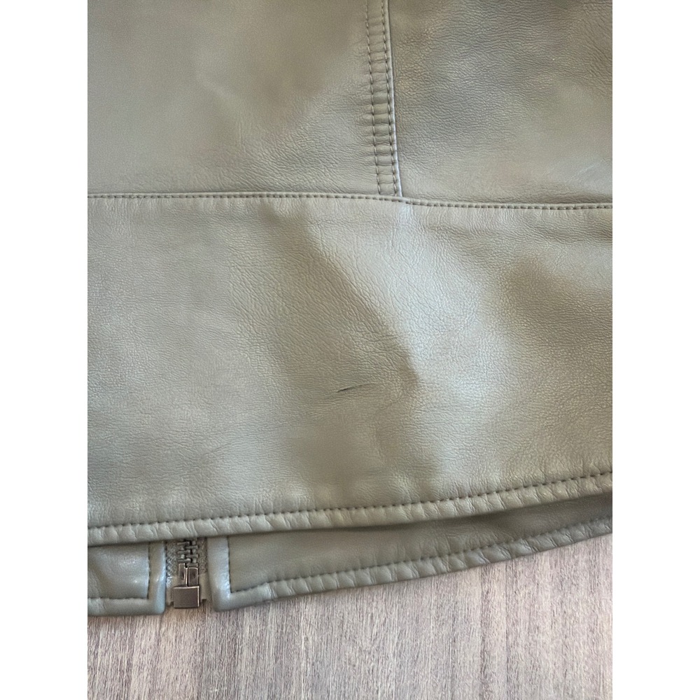 Levis Womens Faux Leather Moto Jacket Grey Zip Up LW1RU563 Size S - Picture 10 of 10